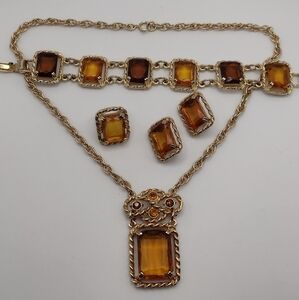 Vintage 1960s "Wild Honey" Parure by Sarah Coventry 10k GP